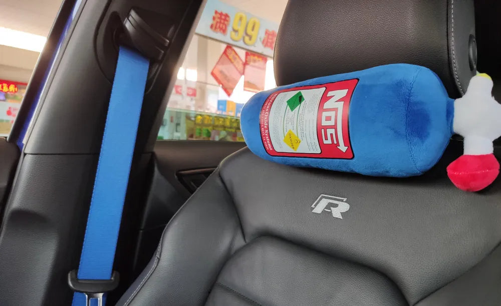NOS Nitrous Oxide Palack Formájú Párna – Fejtámla és Háttámasz Autóba - bömös.hu