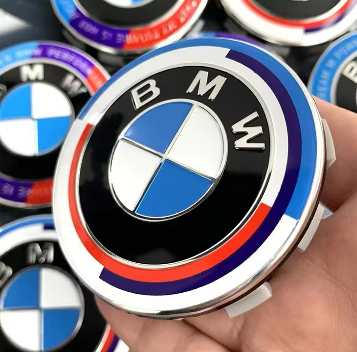 Felnikupak Garnitúra (4DB) Jubileumi 56,68 mm - bömös.hu