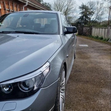 BMW E60 E61 E63 E64 M5 Tükörburkolat – M Stílusban, Fényes Fekete Kivitelben 2004-2008 - bömös.hu