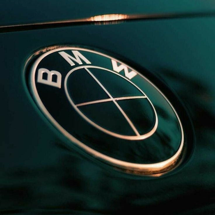 BMW embléma, Carbon kiadások és Full fekete 74, 82 mm - bömös.hu