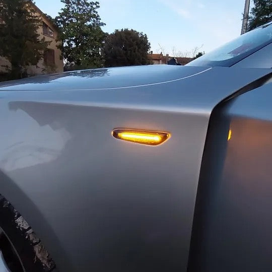 BMW E46 (Facelift előtti) LED Dinamikus Oldalsó Irányjelző – E-Jelzéssel - bömös.hu