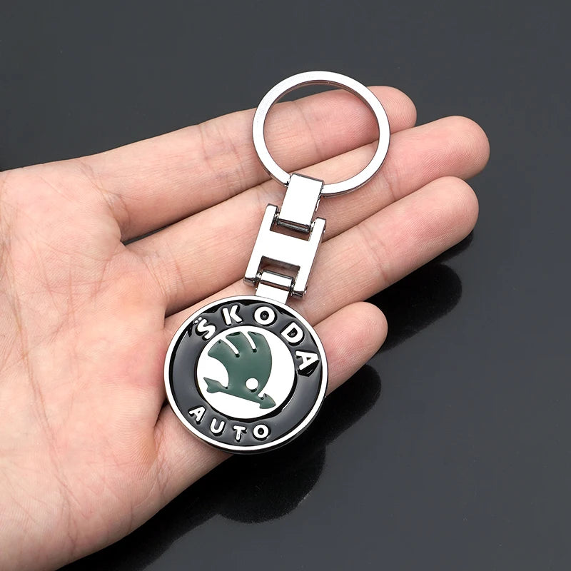 Skoda emblémás kulcstartó – Fém kulcskarika (1 db)